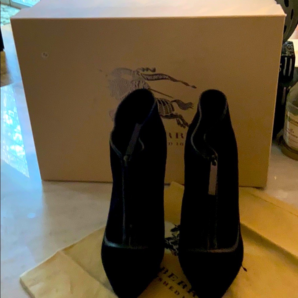 Burberry NGRAVED crepe 125MM ankle boot size 37